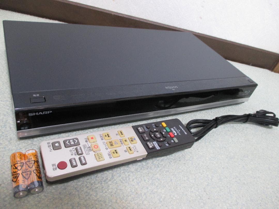 美品☆SHARP 1TB 2番組同時録画 BDレコーダー BD-W1700