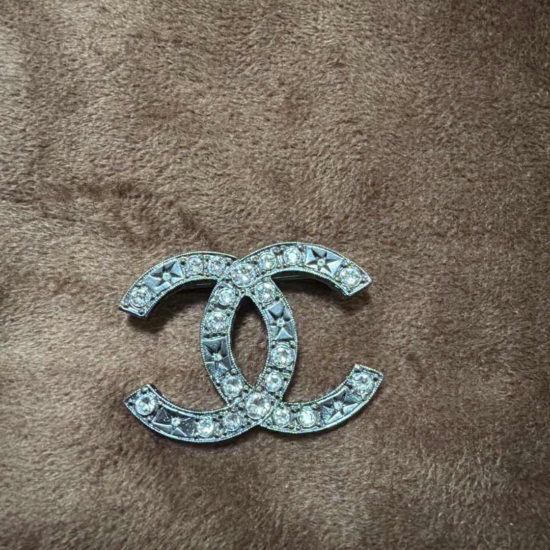 CHANEL ダブルCロゴ ブローチ 最終お値下げしました。