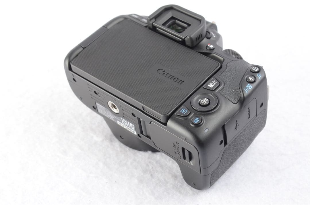 ■ 美品 ■ キヤノン　Canon EOS Kiss X10 ボディ