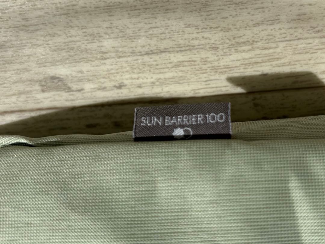 【サンバリア100】3段折り日傘 グリーン