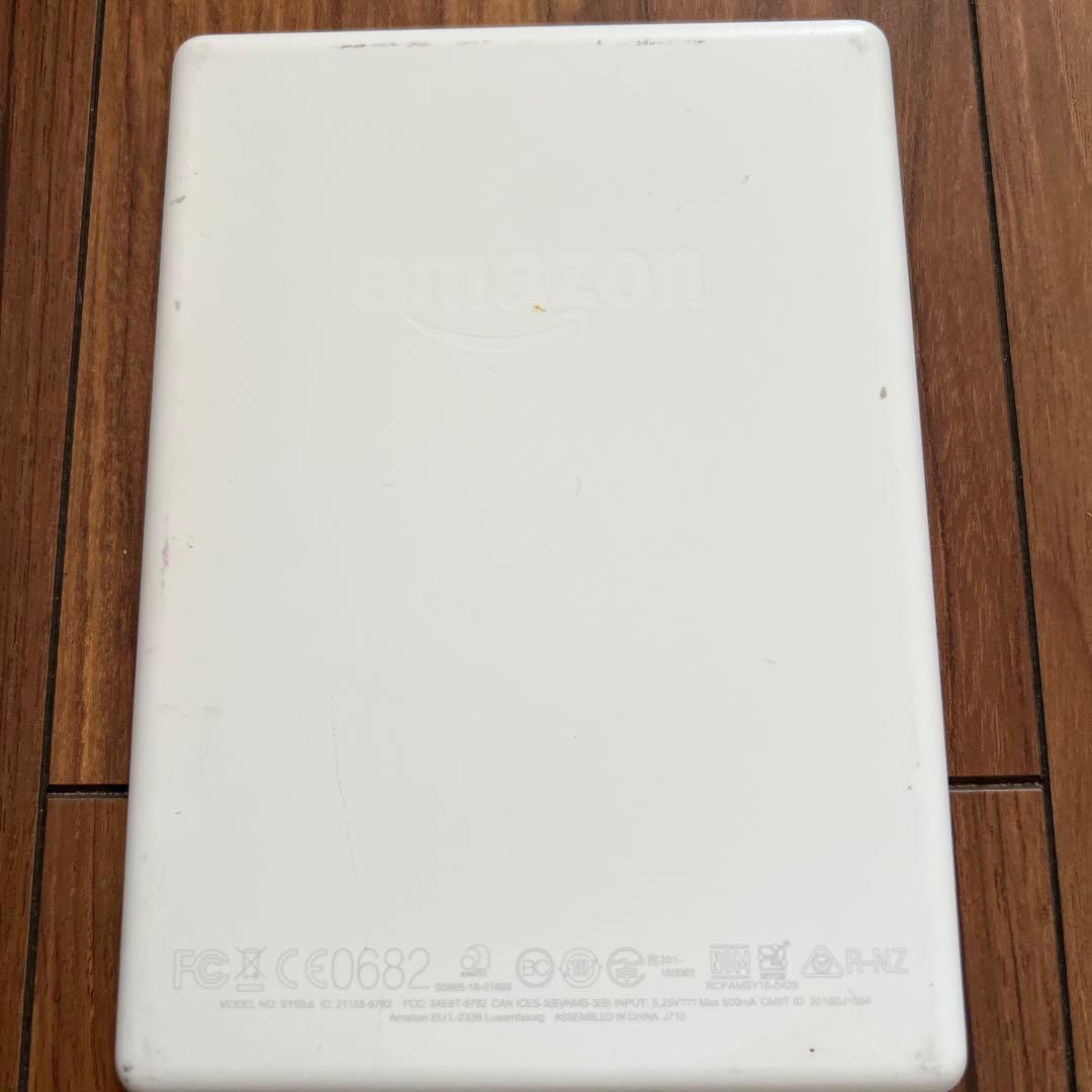 ホワイト Kindle 6インチ 本体　8世代　広告あり