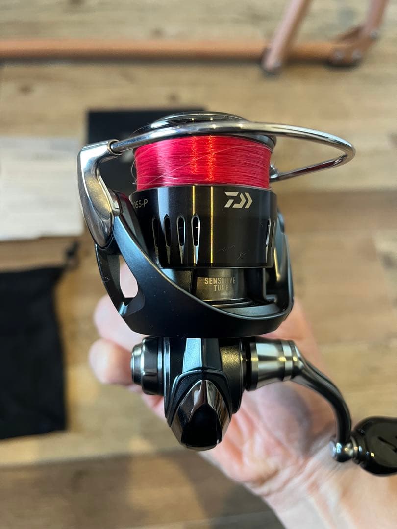 Daiwa 24エアリティST SF2000SS-P スピニングリール
