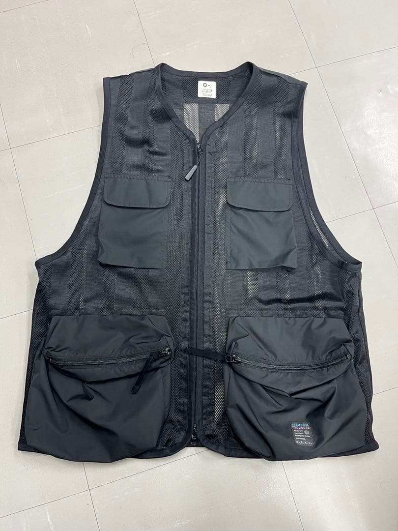 O- レイチョウルイラボ　メッシュベスト