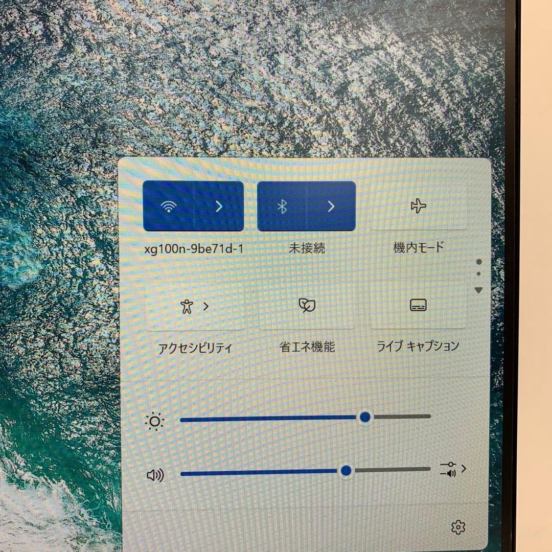 ASUS Vivo AIO 21.5型 i3-10110U 8GB SSD256