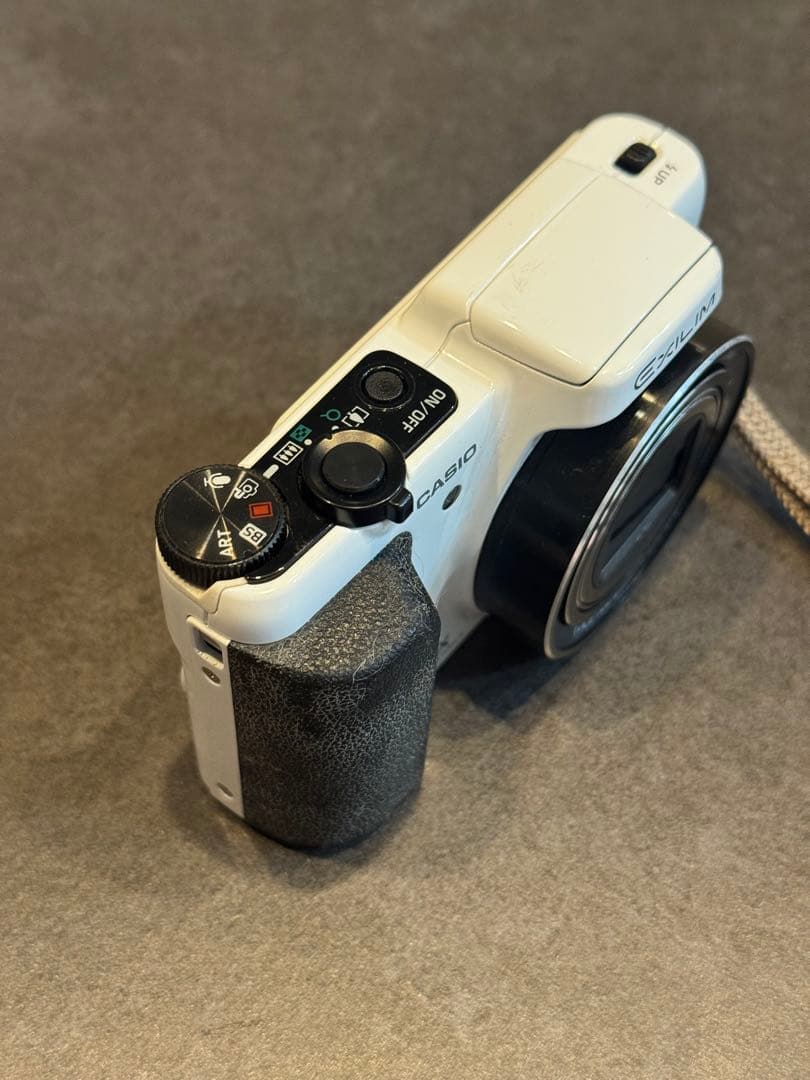 CASIO カシオ EXILIM EX-H50 デジカメ