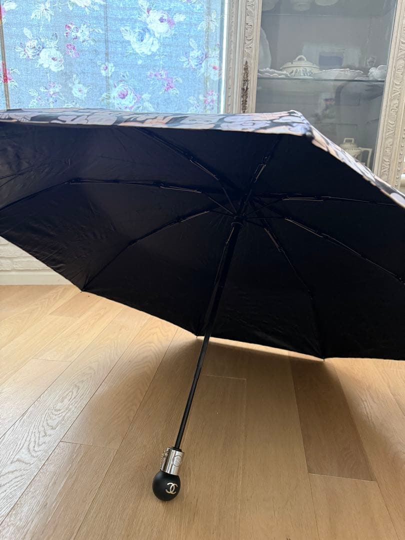 シャネルCHANELレア！シュペットちゃん猫折り畳み傘