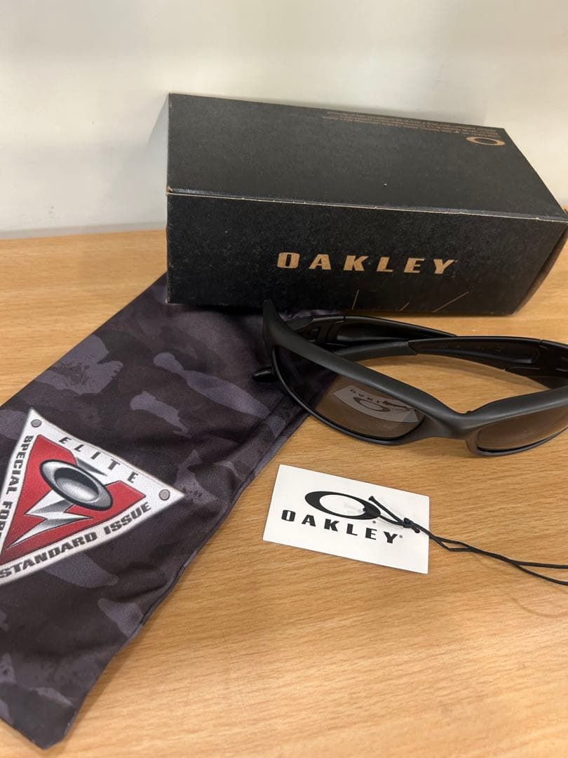 正規品　OAKLEY STRAIGTH JACKET