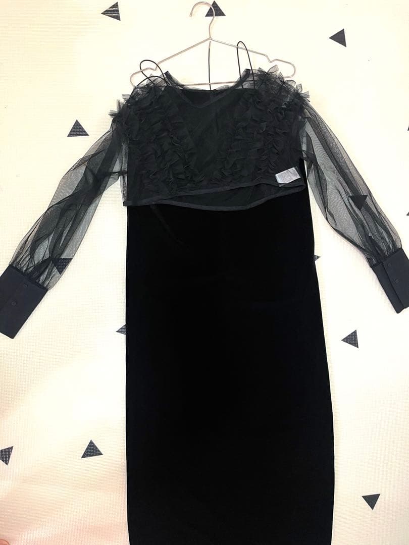 CAPRICIEUX LE'MAGE チュールフリルベロアワンピース　ブラック