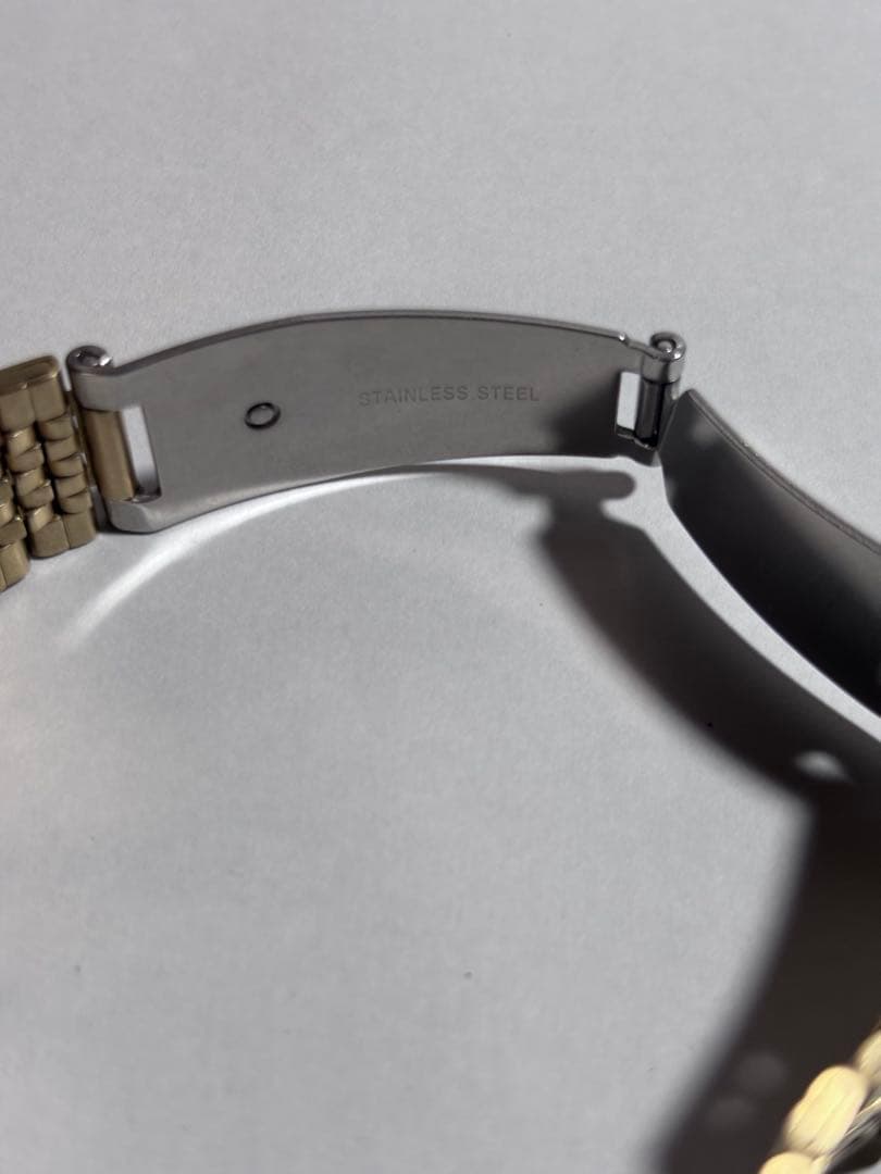 CASIO A1100G-5JFゴールド レトロフューチャーほぼ未使用品