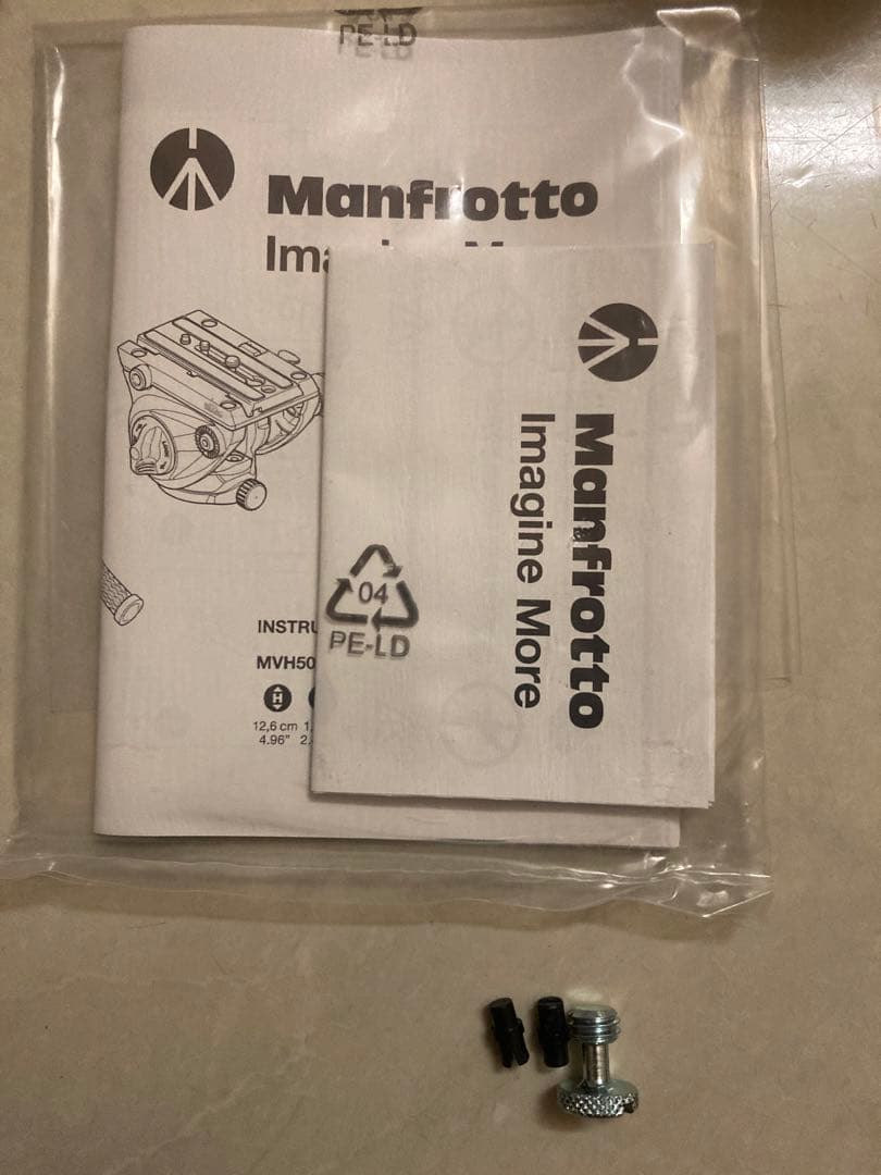 マンフロット MVH500AH Fluid Video Head with F…