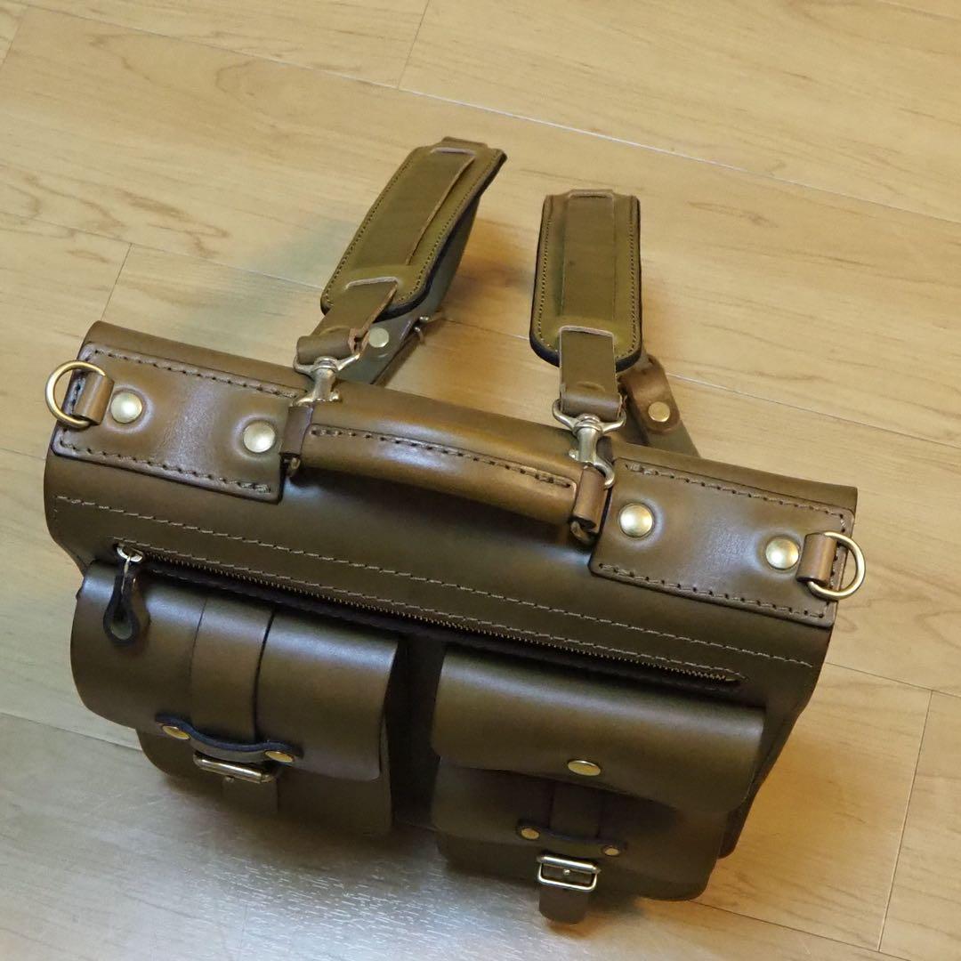 HERZ 前面3ポケット標本3wayバッグ(A-19-R) 肩当て付き　リュック