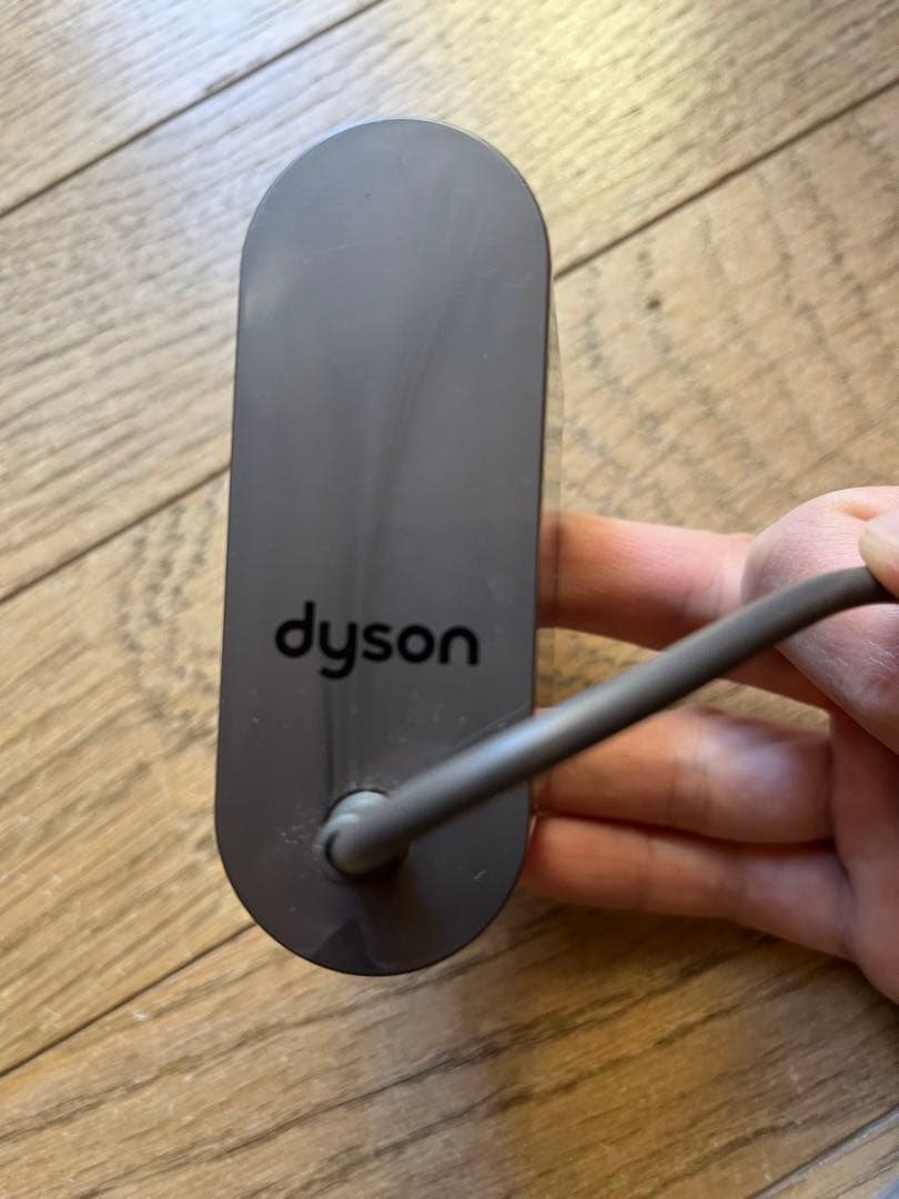 Dyson(ダイソン) コードレス掃除機Dyson V8 Slim Fluffy