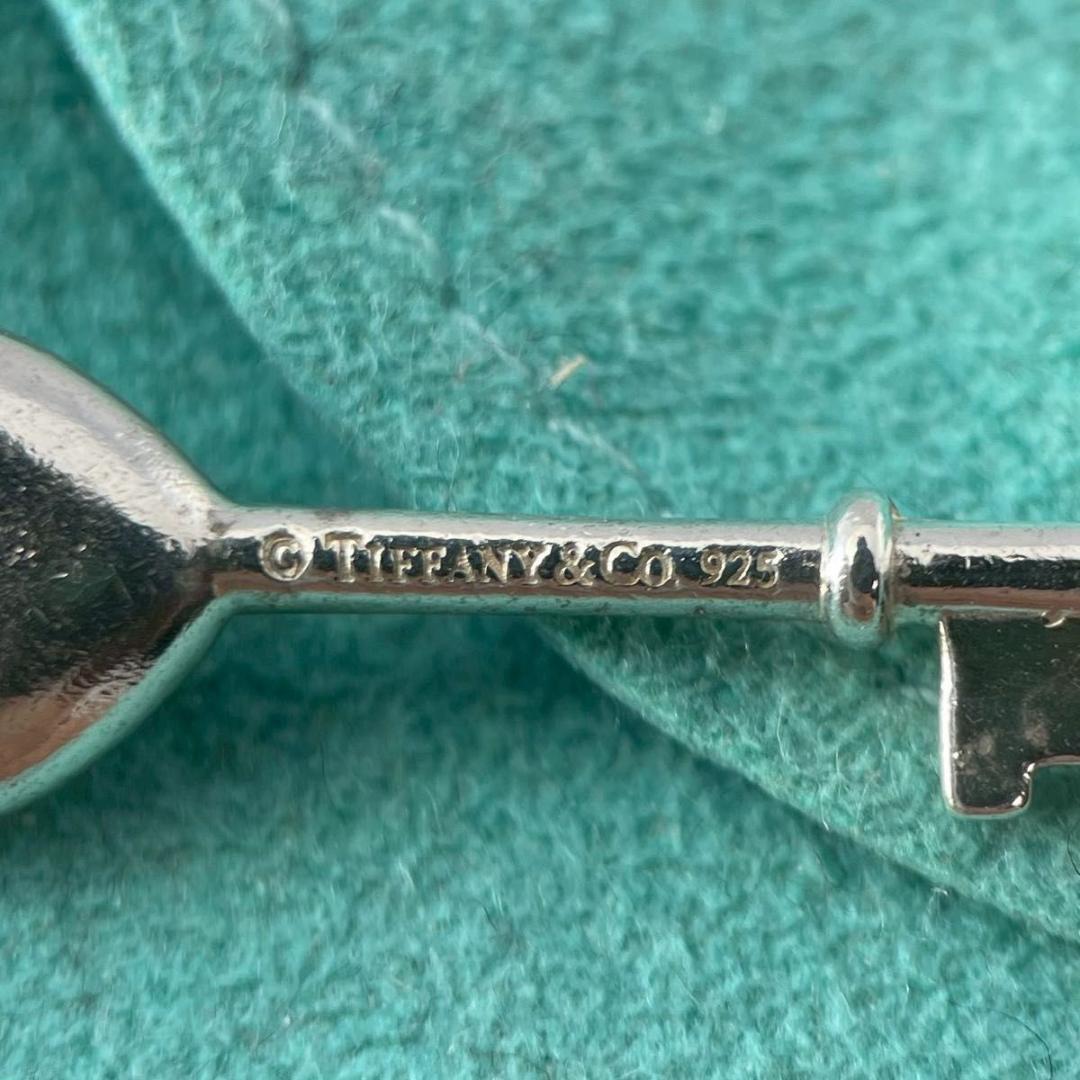 ティファニー ハート キー 鍵 エナメル ペンダントトップ XE1fe