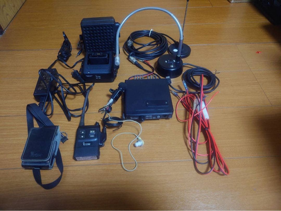 ICOM クレーン　無線機