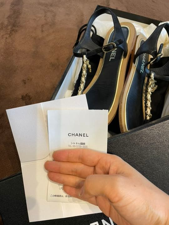 まるこ　CHANEL フラットサンダル　トングサンダル