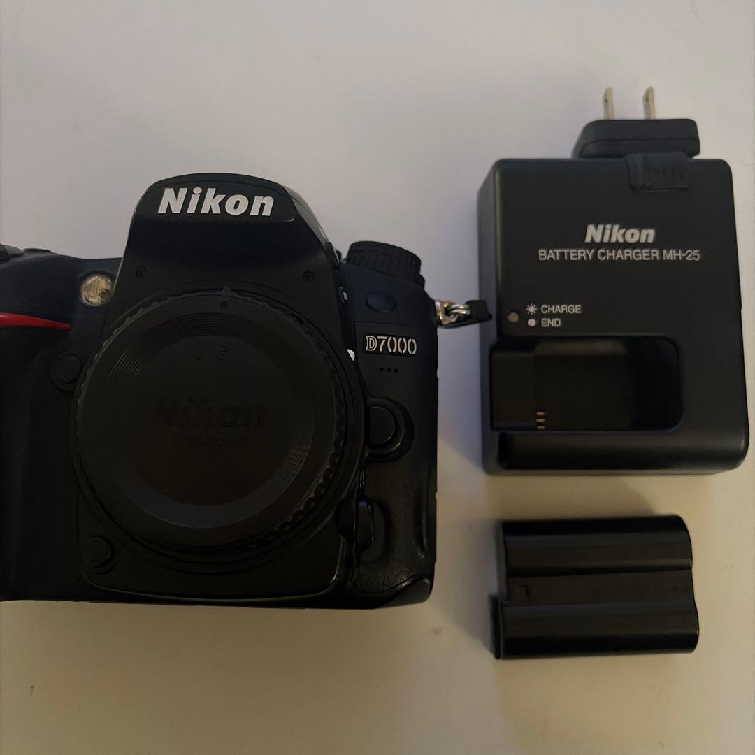 Nikon D7000 デジタル一眼レフカメラ