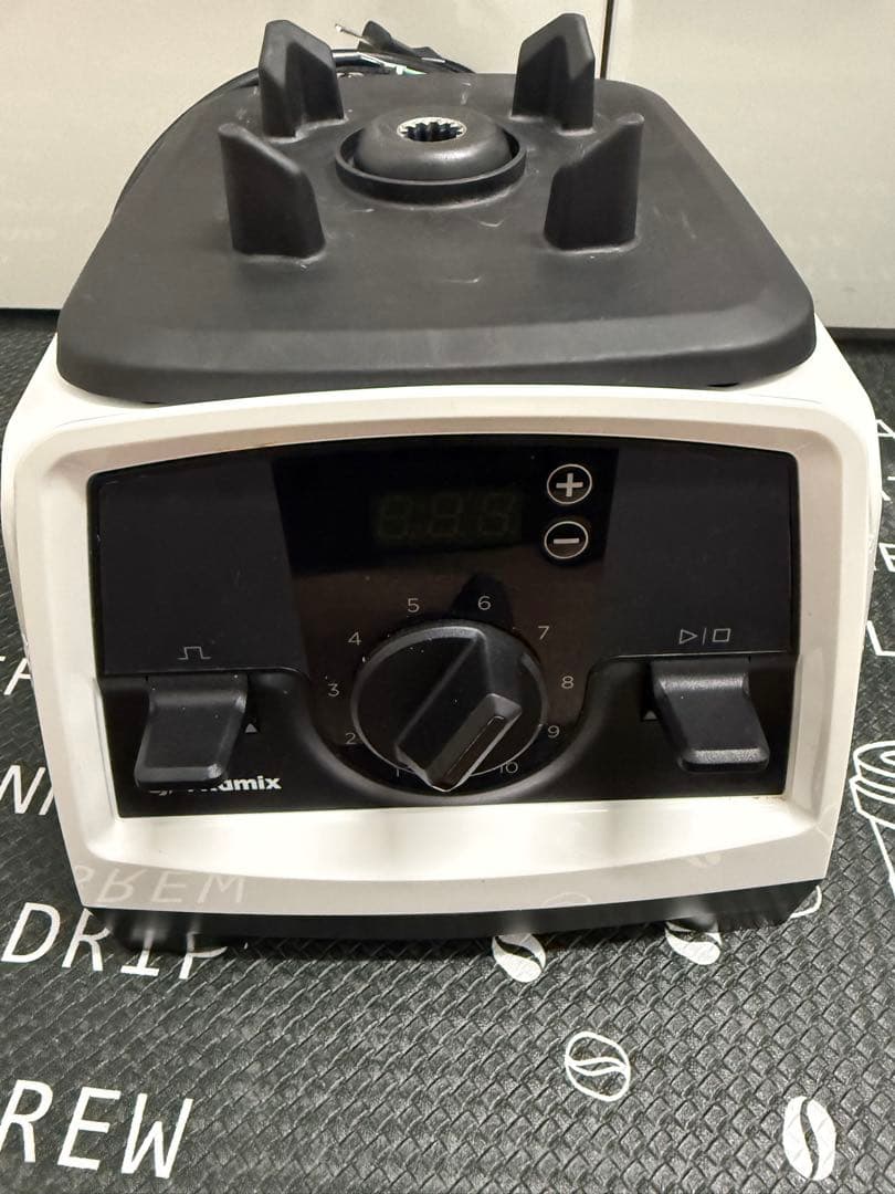 む*こ様 Vitamix ミキサー V1200i ホワイト