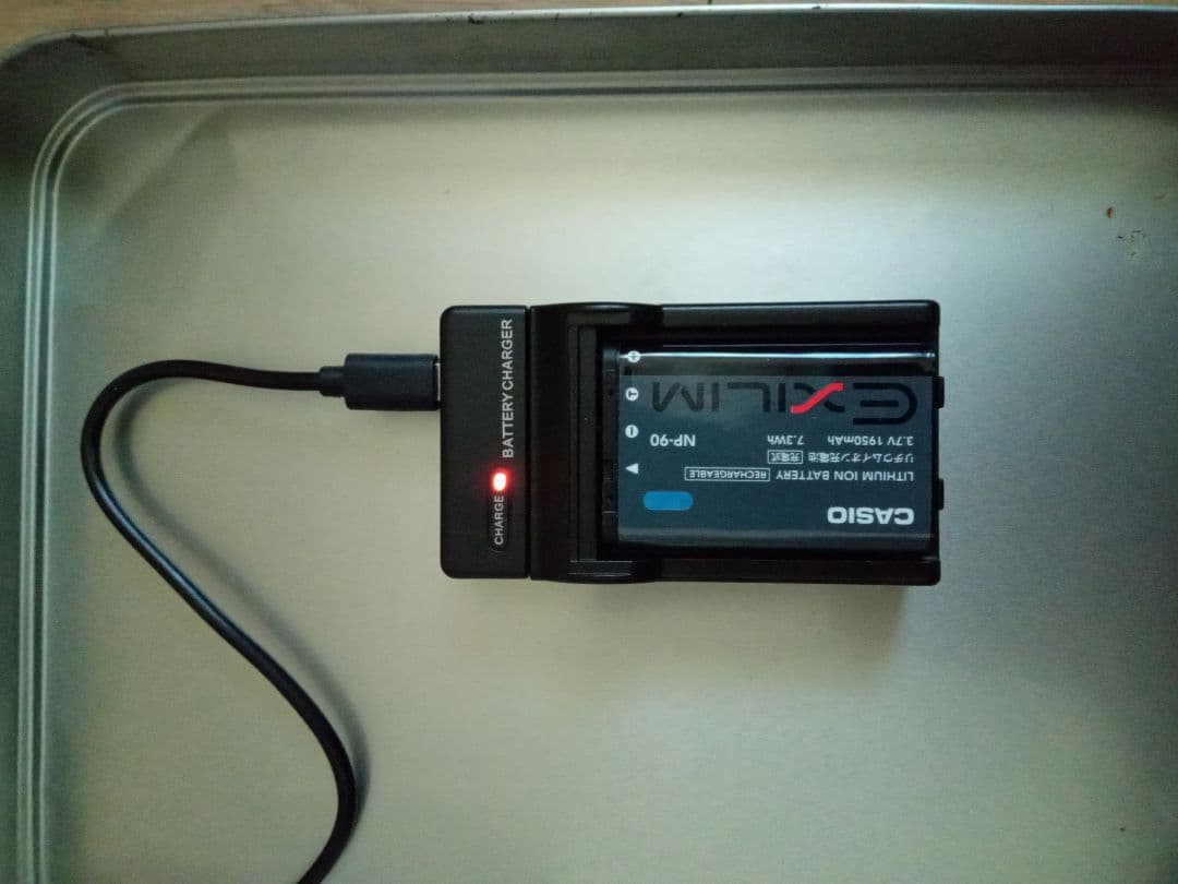 CASIO EXILIM EX-H10 コンパクトデジタルカメラ　動作確認済み