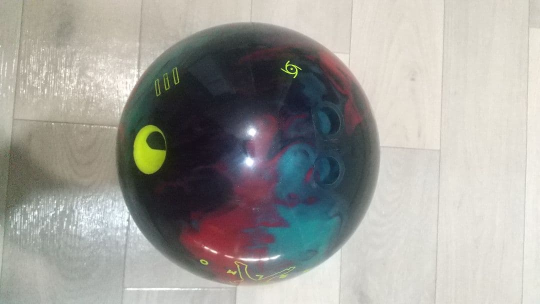 ぱ*ん様 IDENTITY ボウリング ボール アイデンティティ