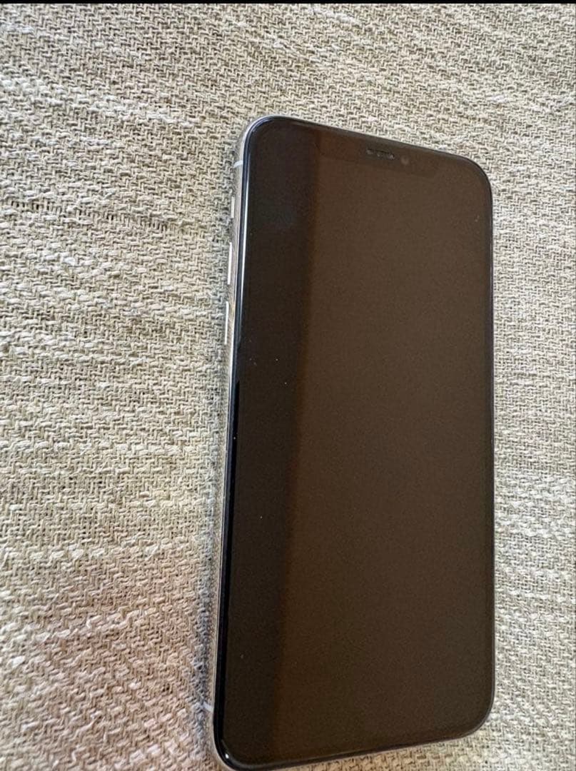 iPhone11pro シルバー256GB