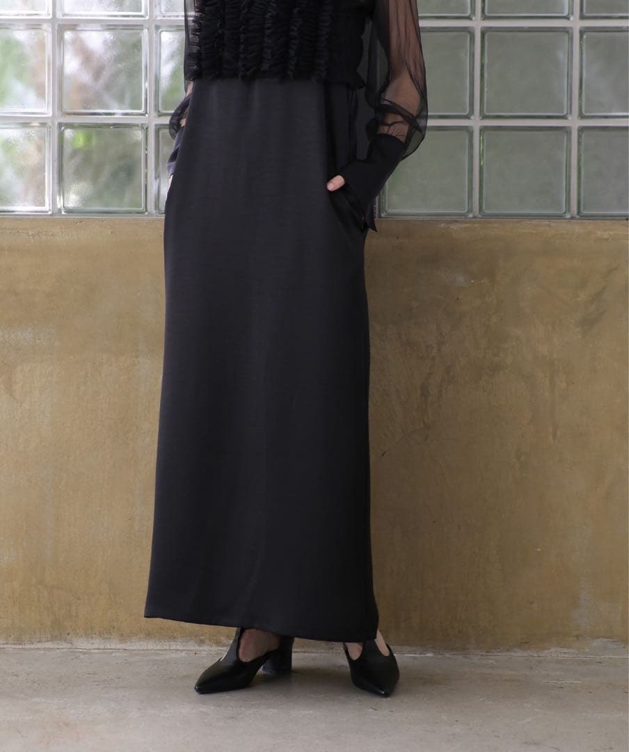 【オケージョン/結婚式】フリルトップスサテンキャミワンピースセット