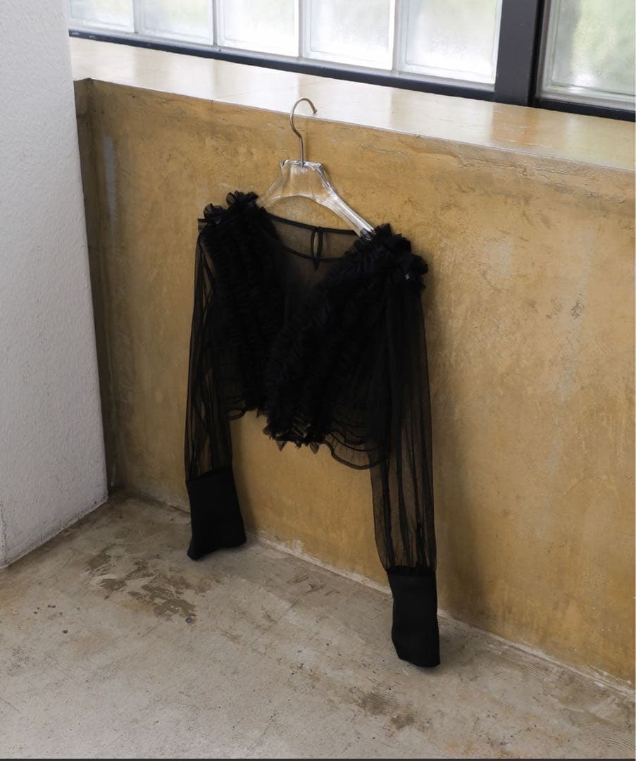 【オケージョン/結婚式】フリルトップスサテンキャミワンピースセット