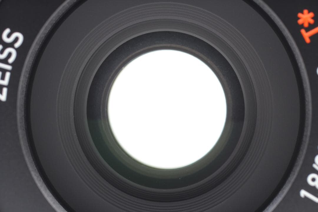 [美品]ZEISS Touit 32mm f/1.8 Sony E Mount用