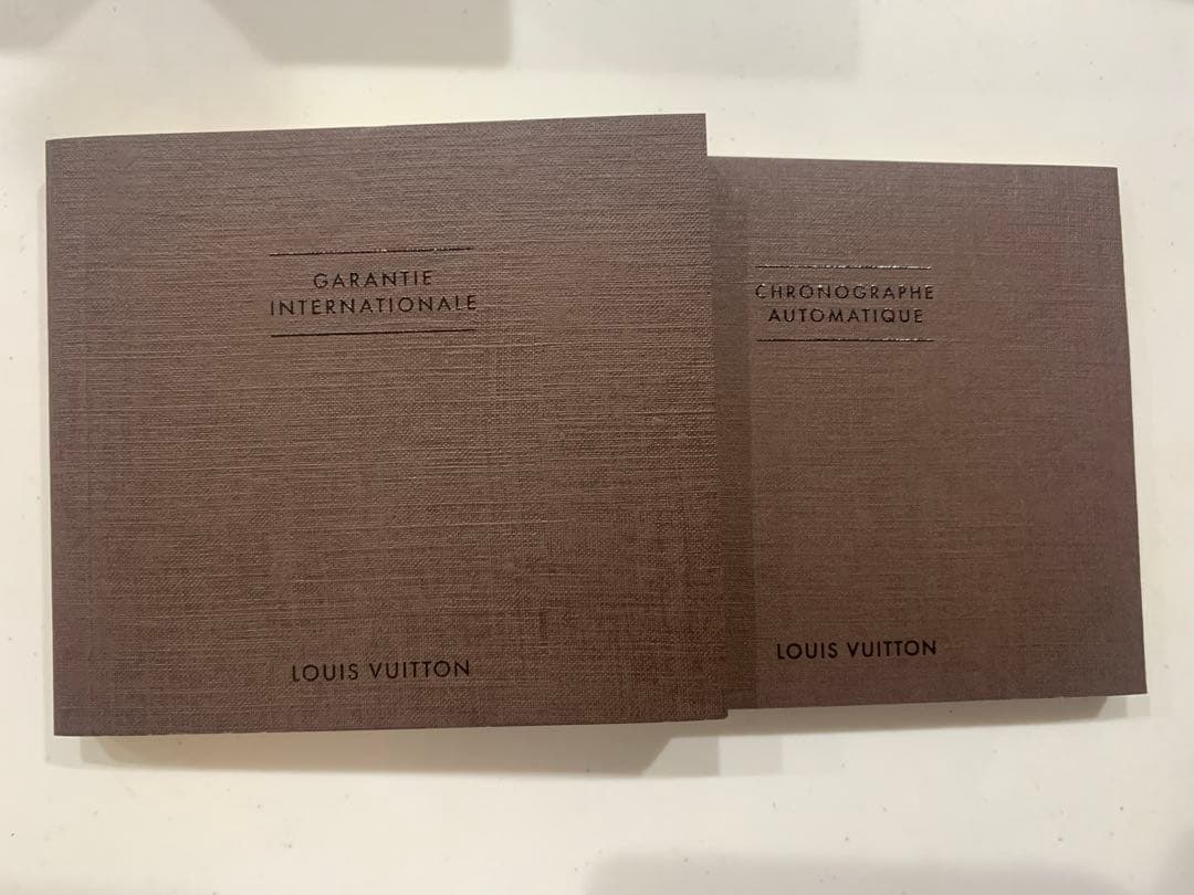 ルイヴィトン　レディース　腕時計　ホワイト　白　人気　おしゃれ　正規品　本物