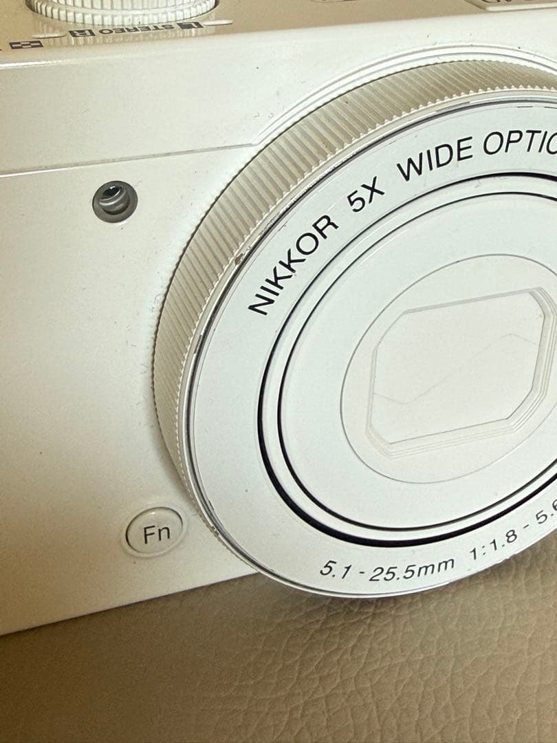 ゆ*ち様 Nikon高級コンパクトデジカメCOOLPIX P340