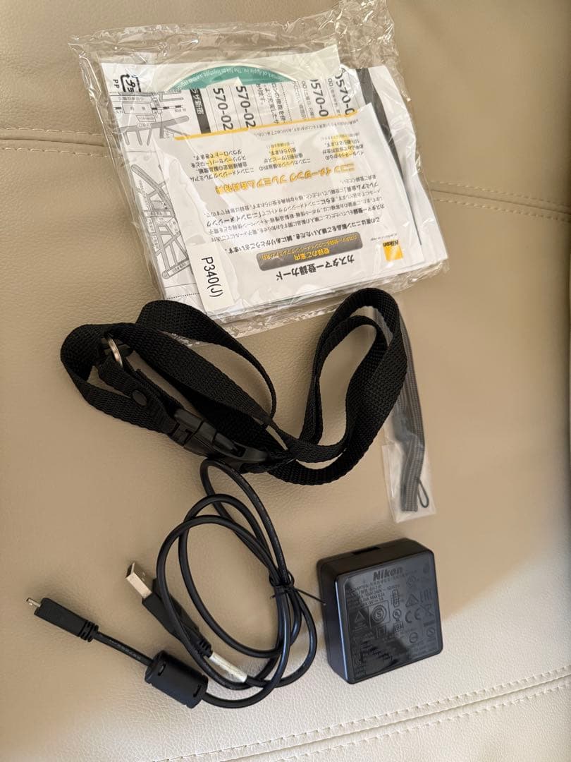 ゆ*ち様 Nikon高級コンパクトデジカメCOOLPIX P340