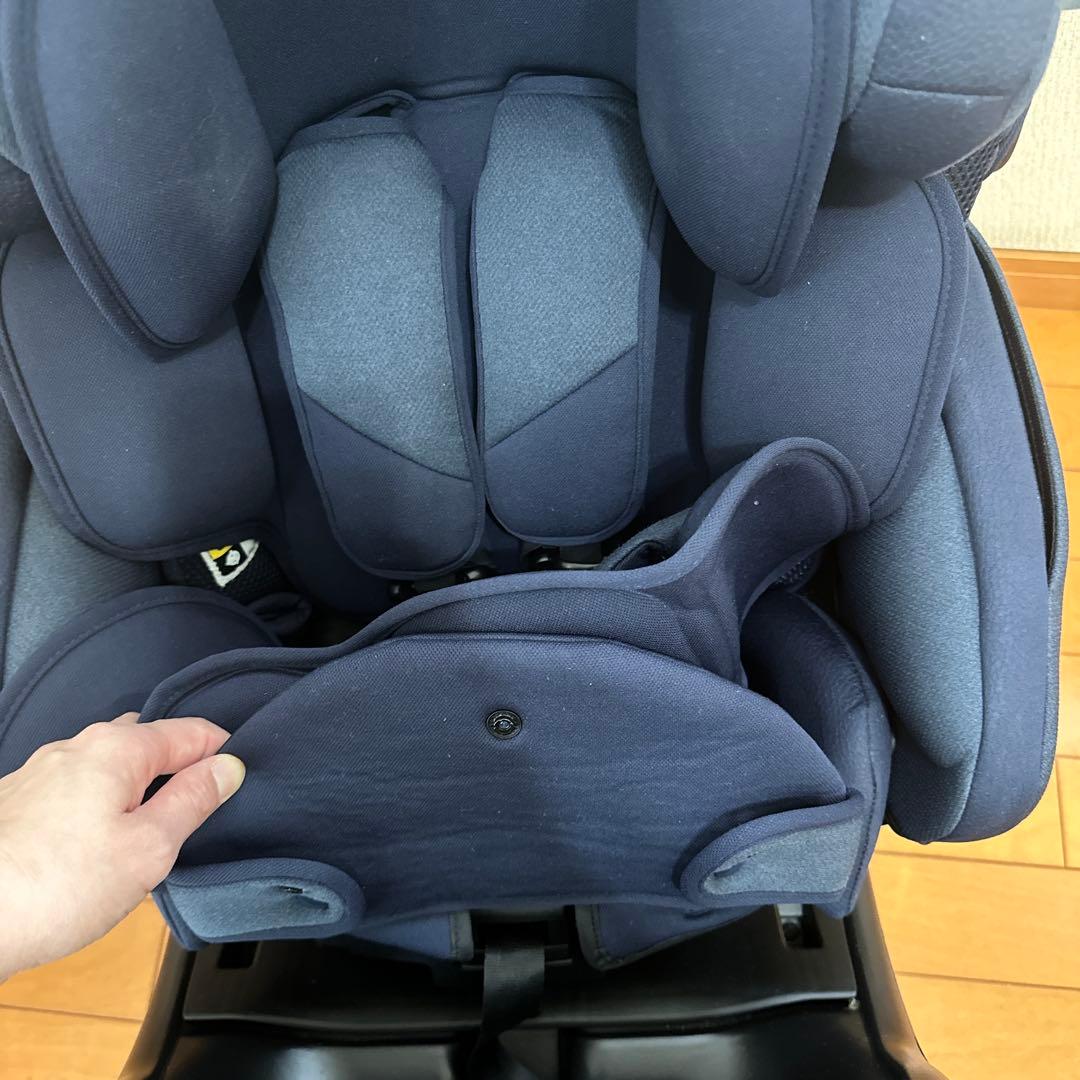 美品！24年チャイルドシート　アップリカ フラディア グロウ エバー プレミアム