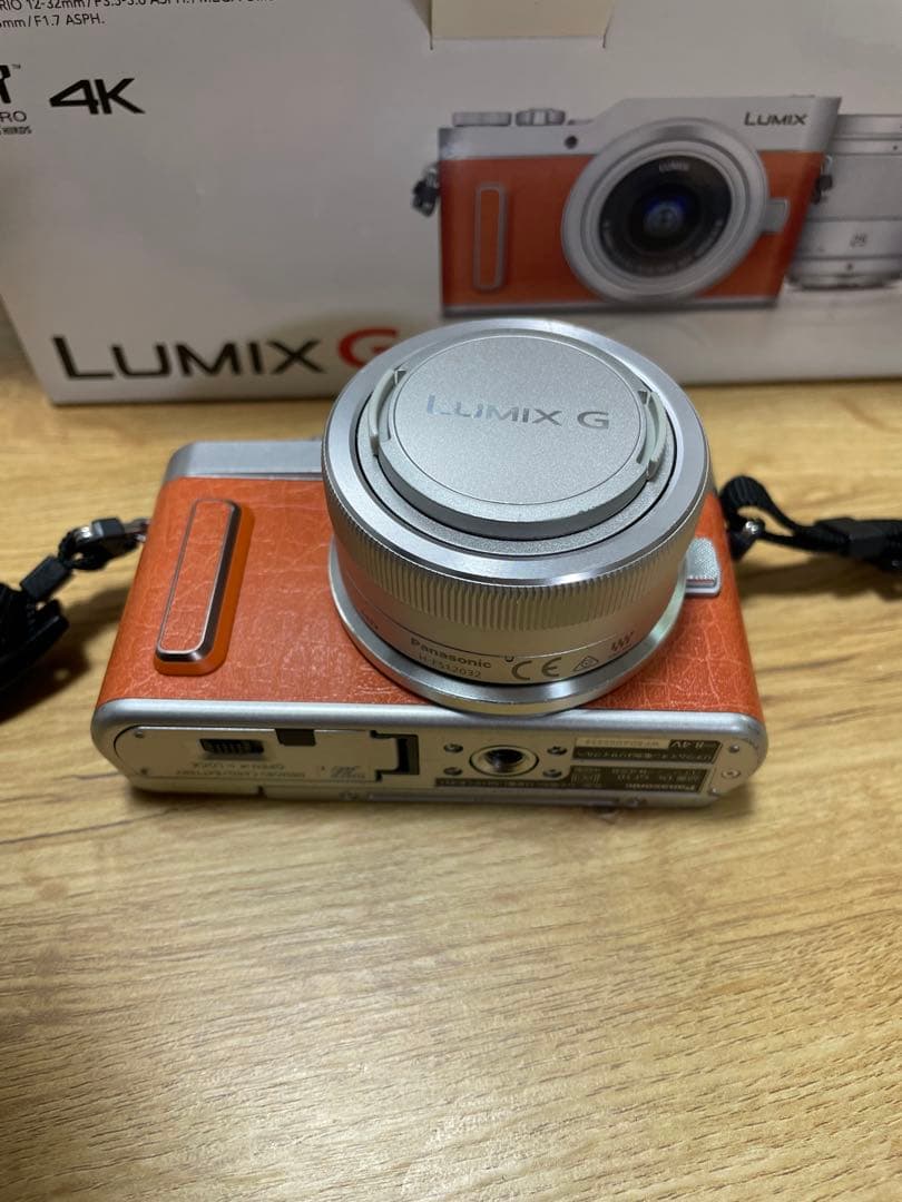 LUMIX DC-GF10W ミラーレス一眼カメラ オレンジ/シルバー