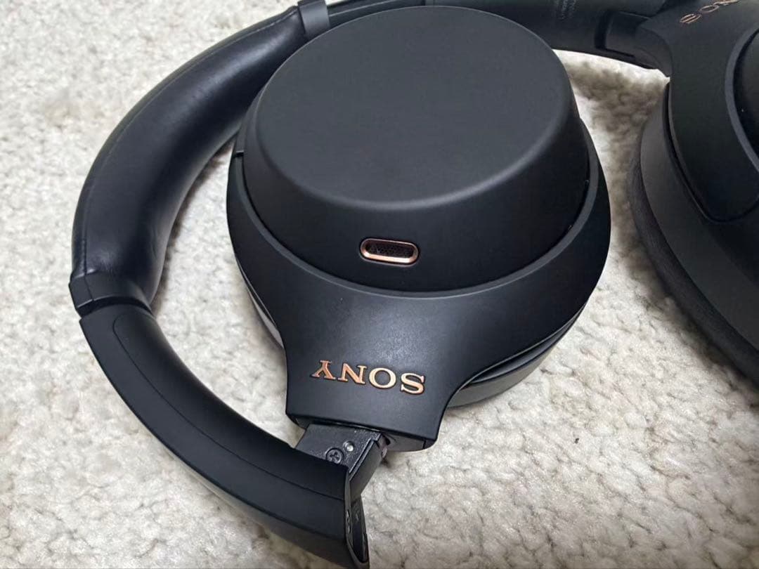 Sony WH-1000XM4ワイヤレスヘッドホン ブラック