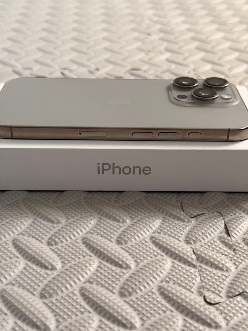 iPhone16Pro 1TB 香港版 ナチュラルチタニウム 物理DUALSIM