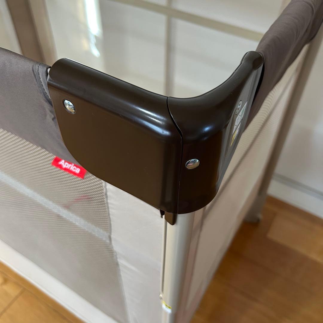 【極美品】Aprica アップリカ ココネルエアー ベビーベッド