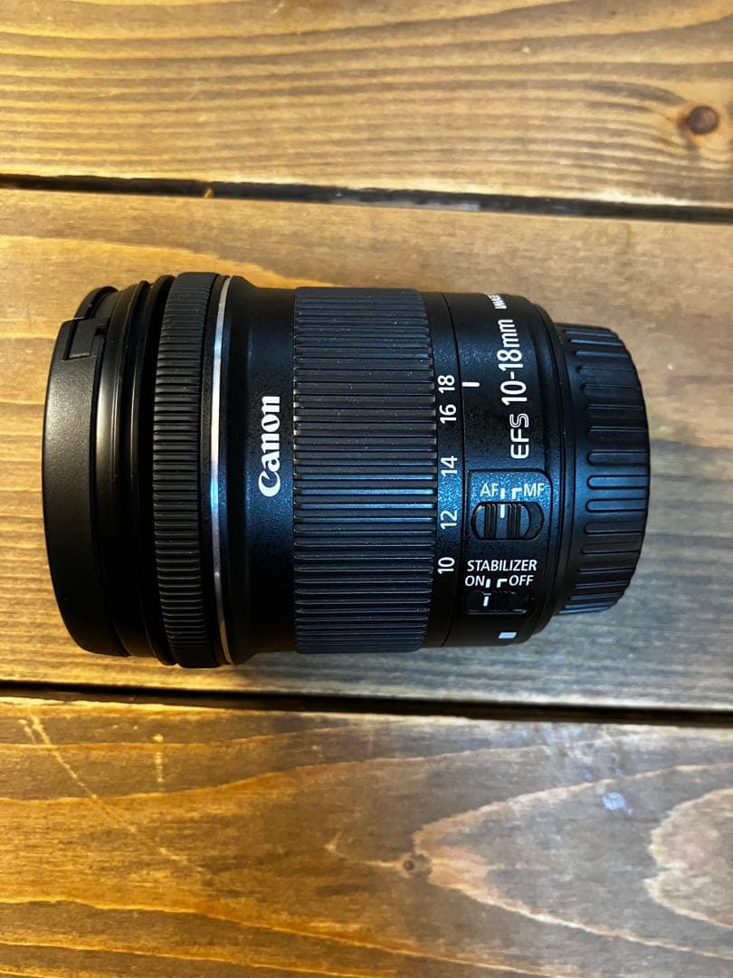 Canon EF-S 10-18mm F/4.5-5.6 極美品　軽量自撮り配信