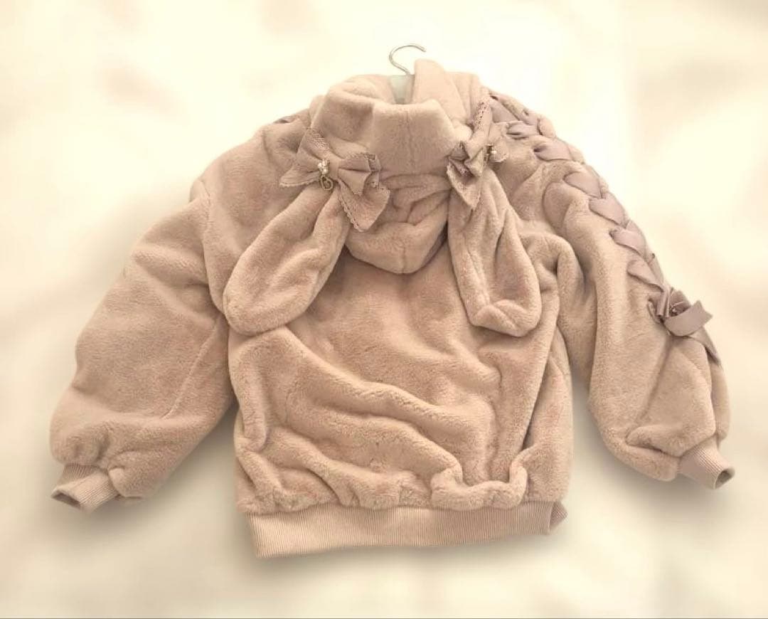 リズリサ　ウサギ耳つきフェイクファージャケット