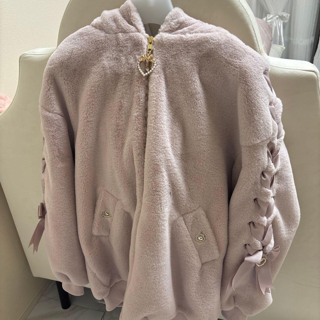 リズリサ　ウサギ耳つきフェイクファージャケット