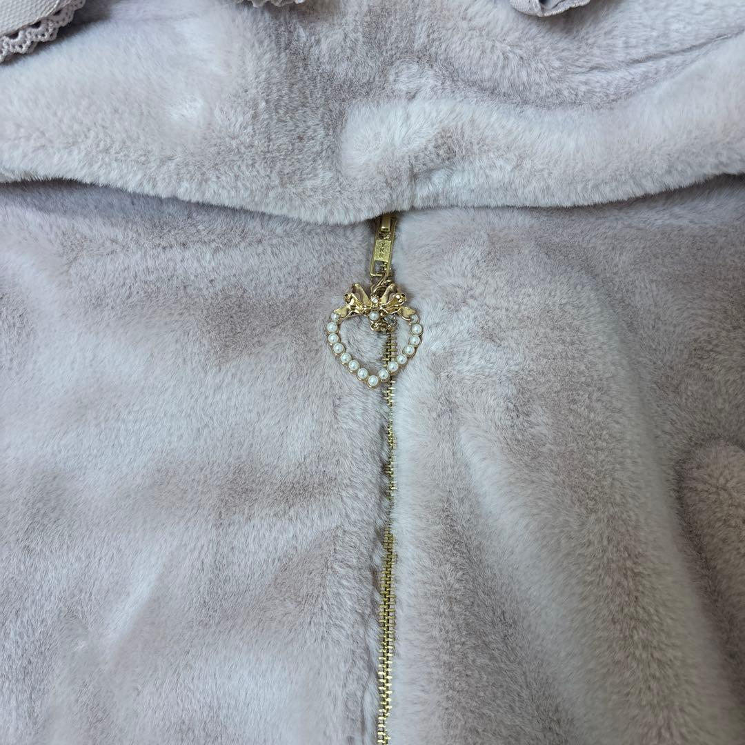 リズリサ　ウサギ耳つきフェイクファージャケット