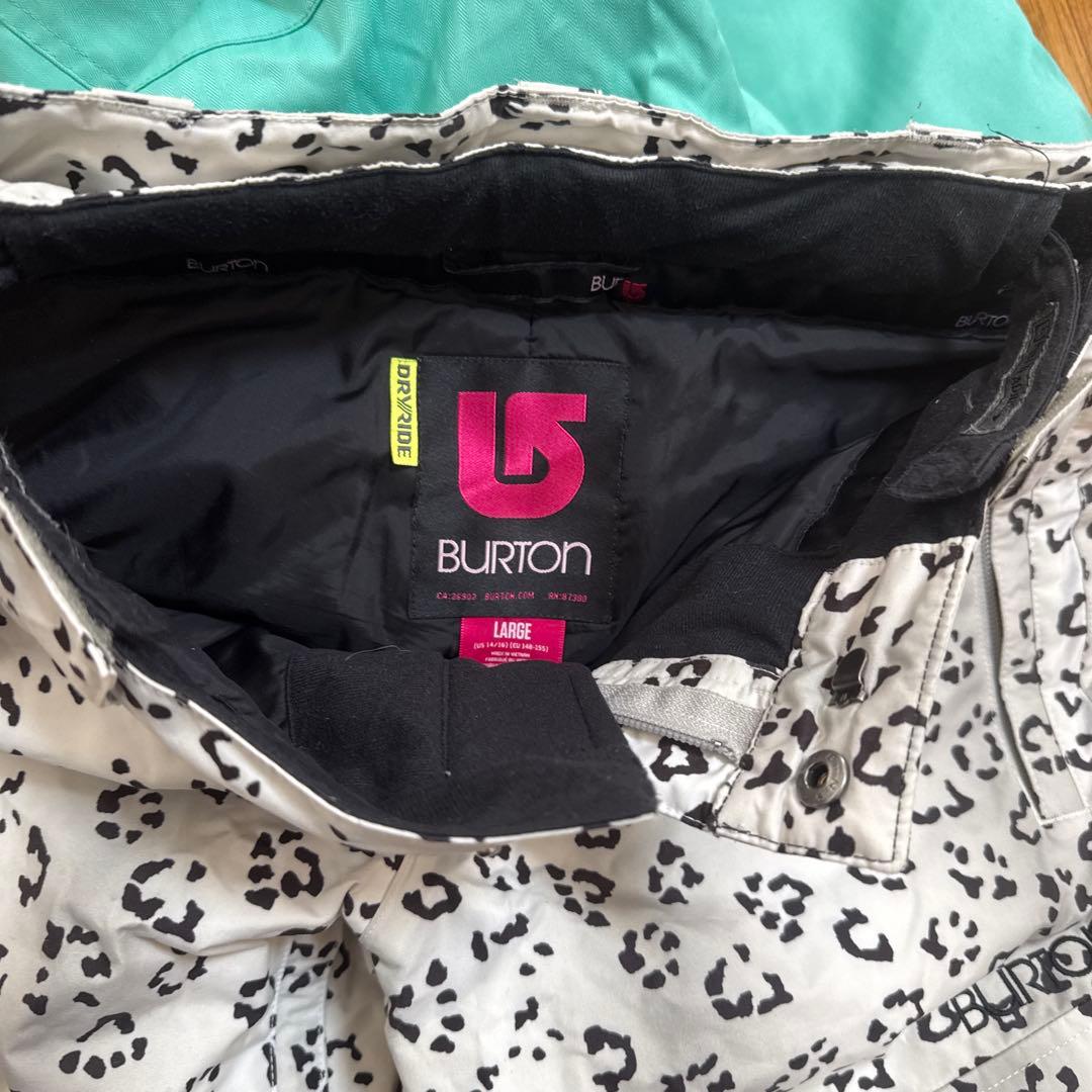BURTON ミントグリーン ジャケットとヒョウ柄パンツ　スノーボード　セット