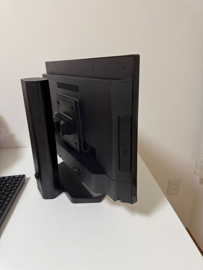 内蔵カメラ付きデスクトップPC