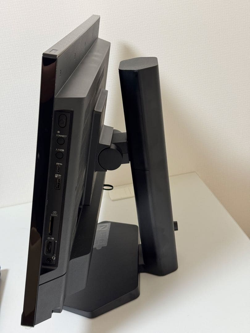 内蔵カメラ付きデスクトップPC