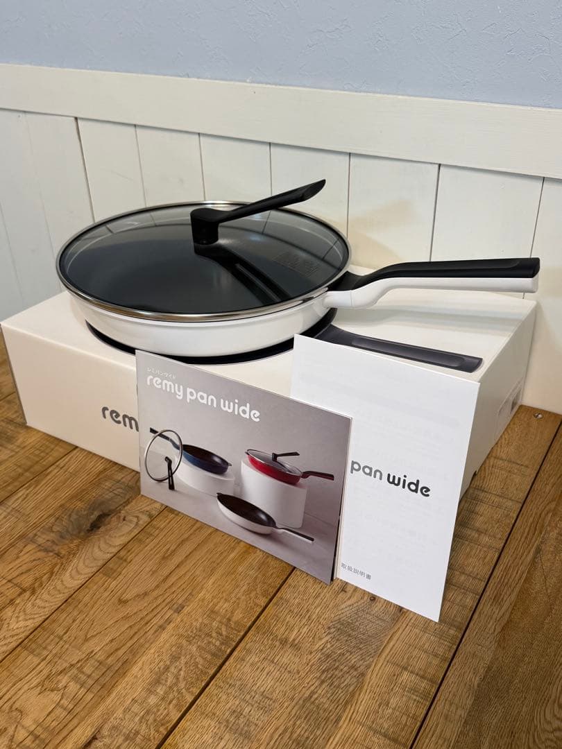 新品 レミパンワイド RHF-501 ホワイト 28cm