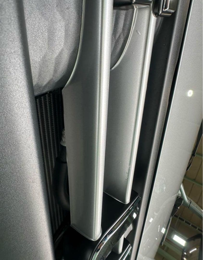 シルバー　 4段グリル　新型　FUSO スーパーグレート　ステッカー　出張可能