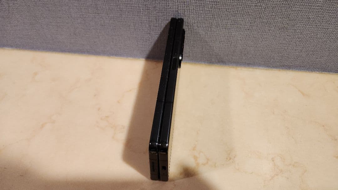 Samsung Galaxy Z Fold4　　ブラック