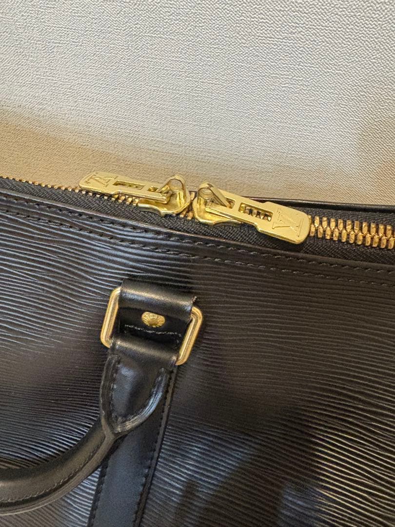 Louis Vuitton エピレザー ボストンバッグ ブラック
