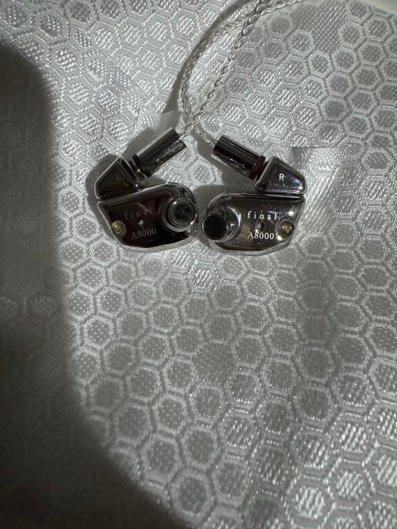 イヤホン Final a8000
