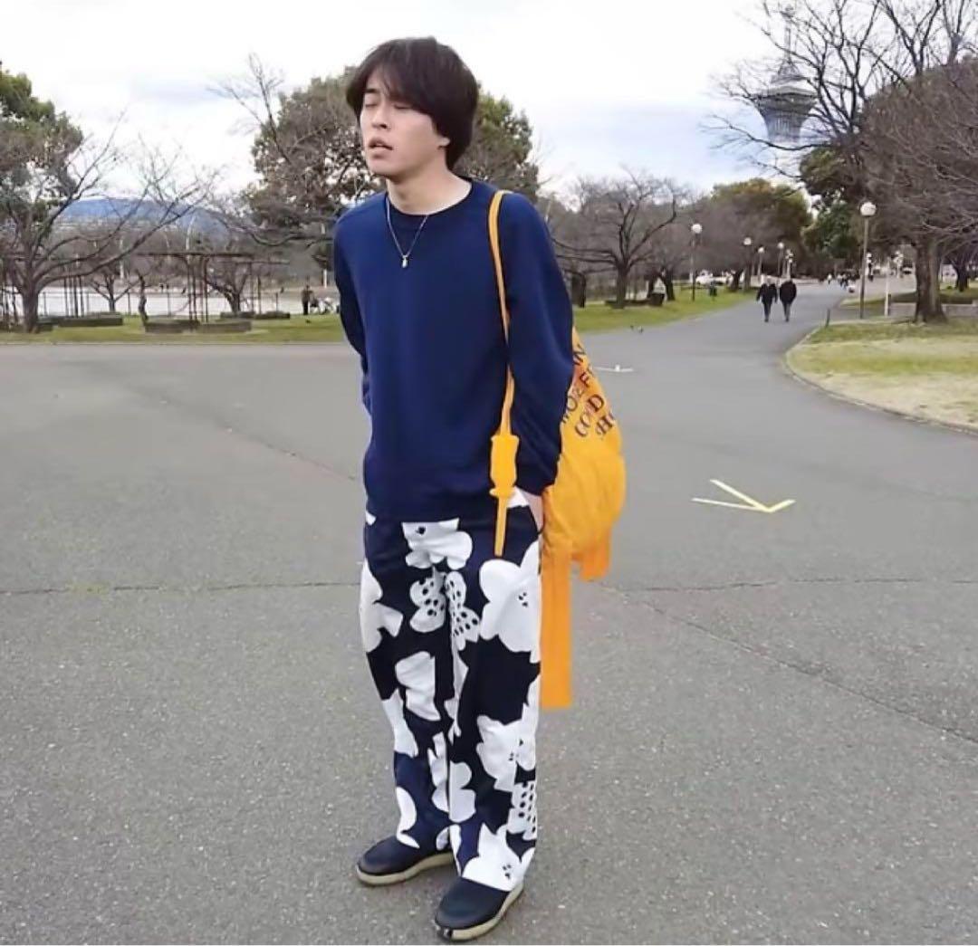 ポーカーズあつむ着用　FORMA 花柄　イージーパンツ