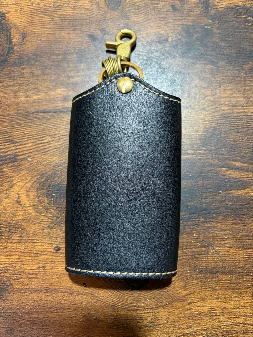 。ポルコロッソ。フィットインキーケース。