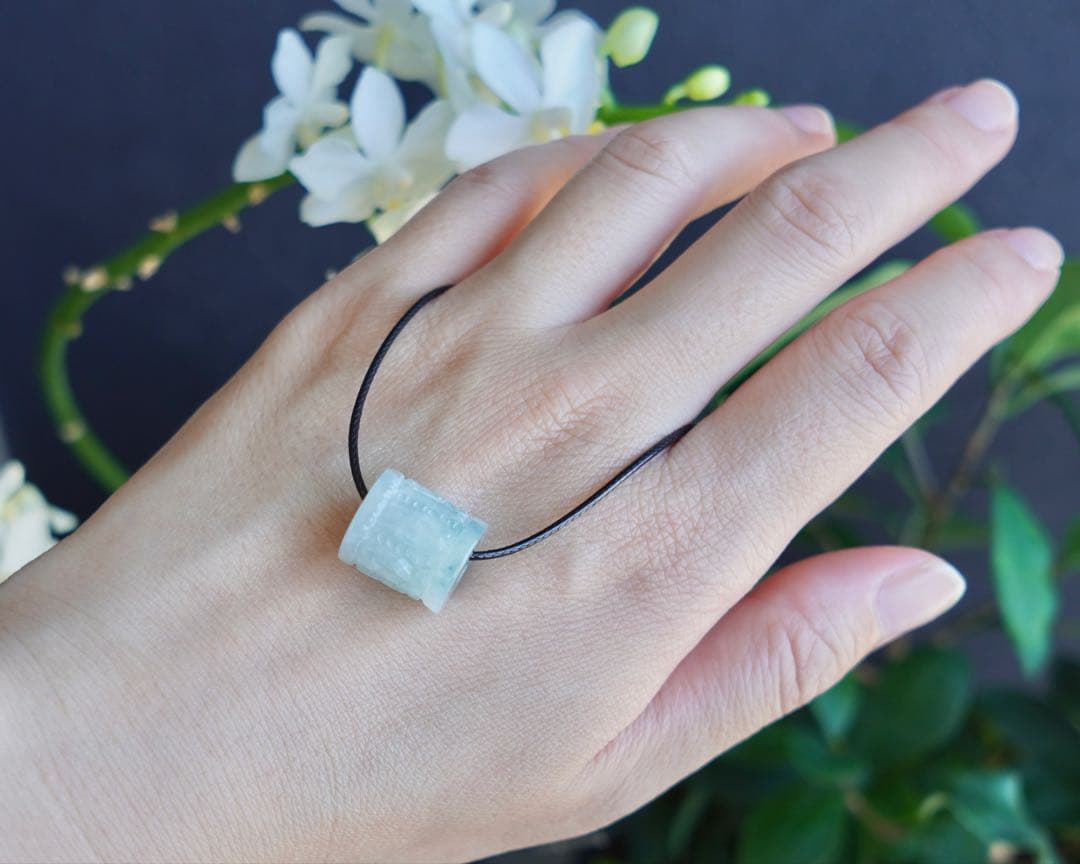 ☘本翡翠　氷種❄️六字真言　ルース⭐️路路通⭐️ネックレス　新品　0154